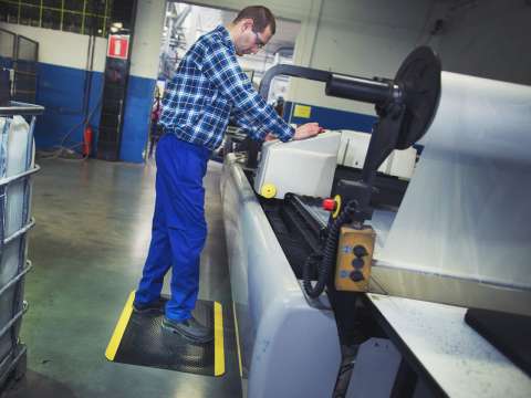 Fußmatten für den industriellen Einsatz – Beständigkeit gegen Verschmutzungen und Staub.